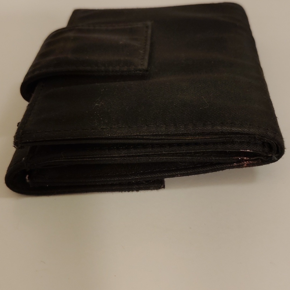 Kate Spade Black Wallet - Picture 6 of 7
